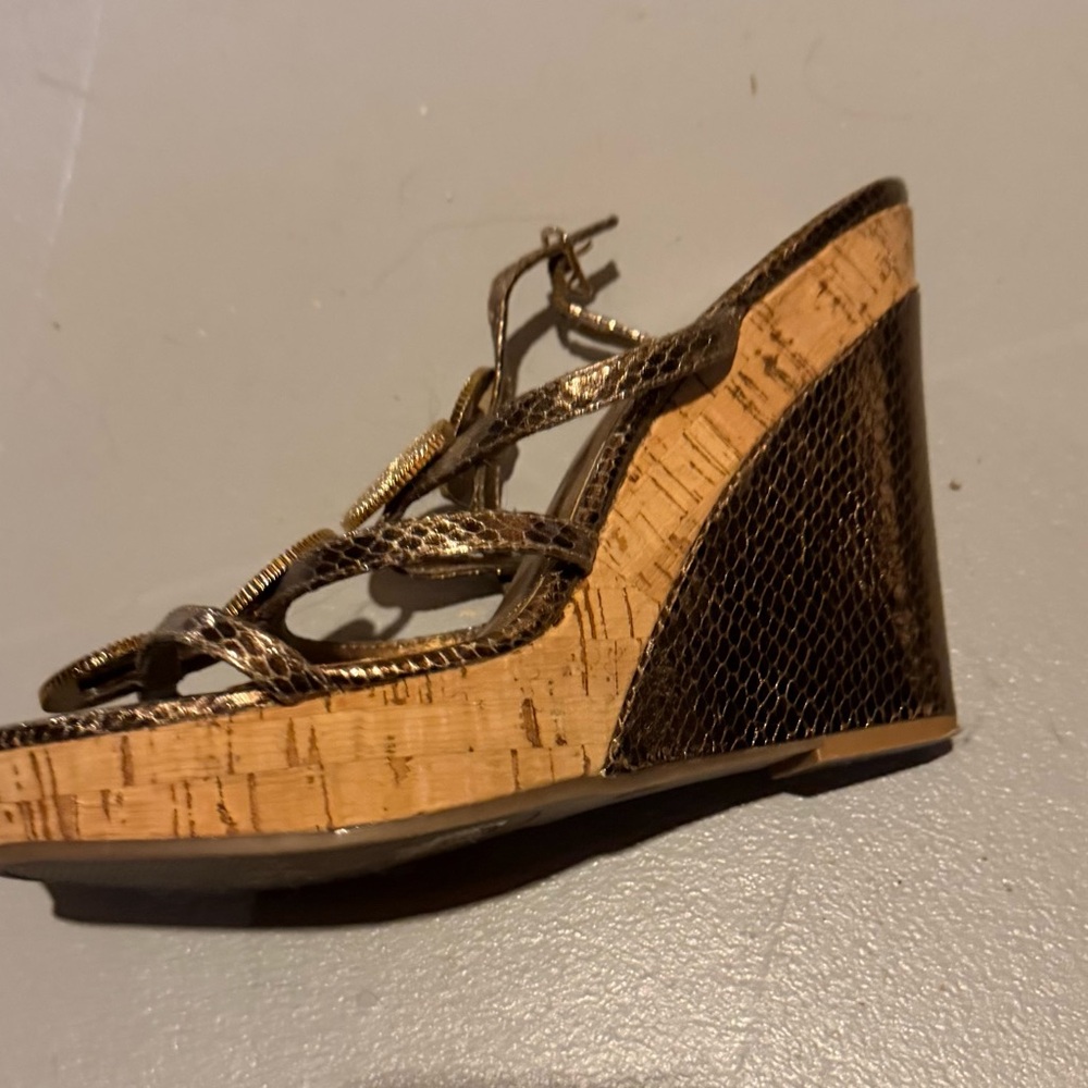 Copper wedge sandals